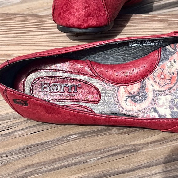 •Born Sz 7 Red Leather Ballet Flats! EUC! - Picture 10 of 15